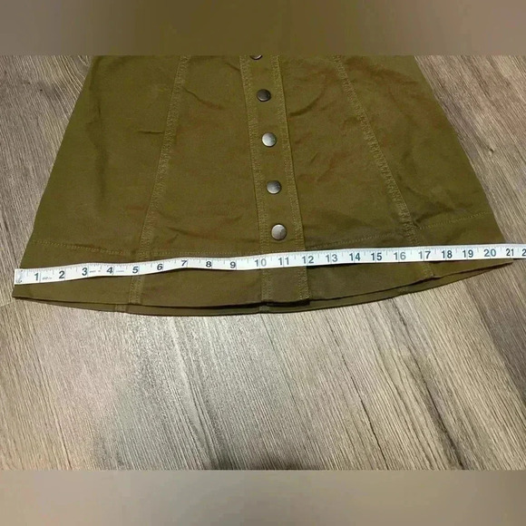 Madewell Olive Green Denim, Size 0, Mini Skirt, Great Condition, Great Quality - Picture 9 of 11